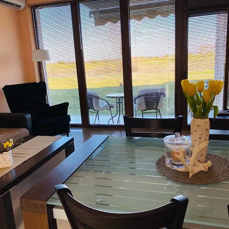 Sunrise Lighthouse Golf Private *