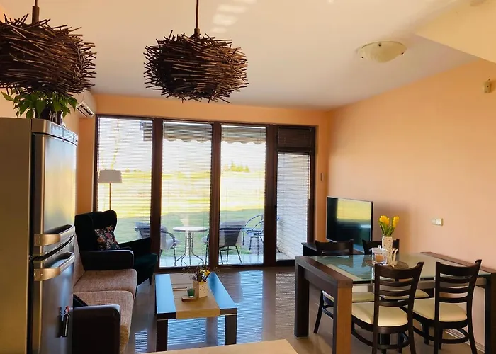 Sunrise Lighthouse Golf Private