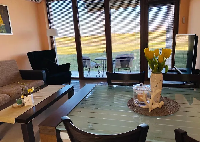 Sunrise Lighthouse Golf Private *